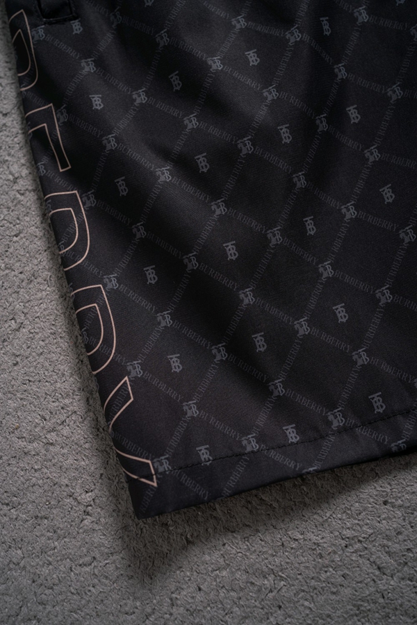 ブランドハーフパンツ角部分ディテール